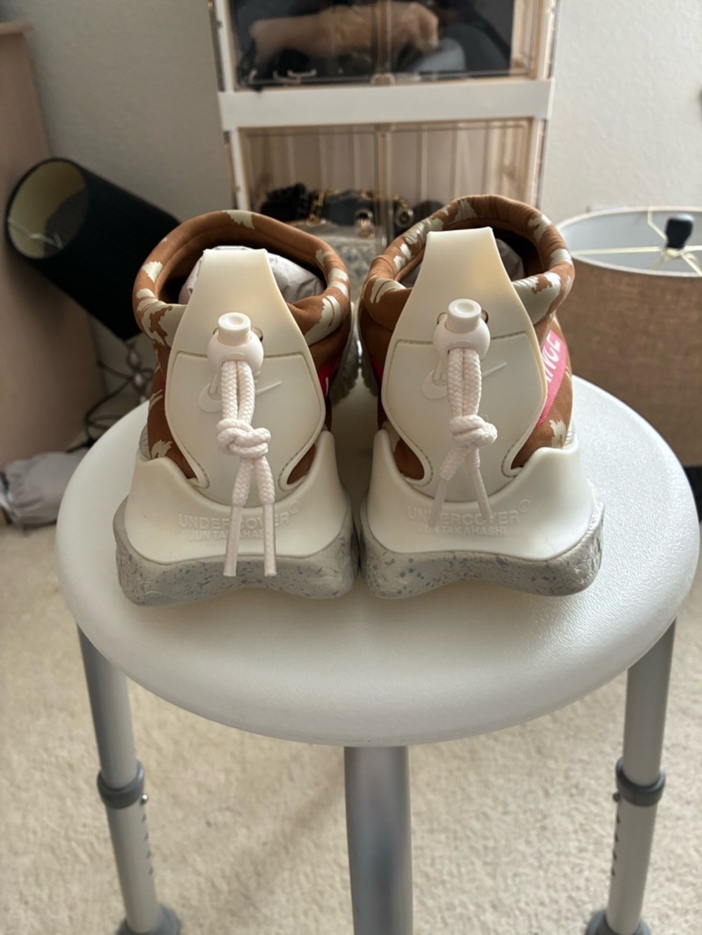 Nike Chaos, Brand New - Picture 4 of 8